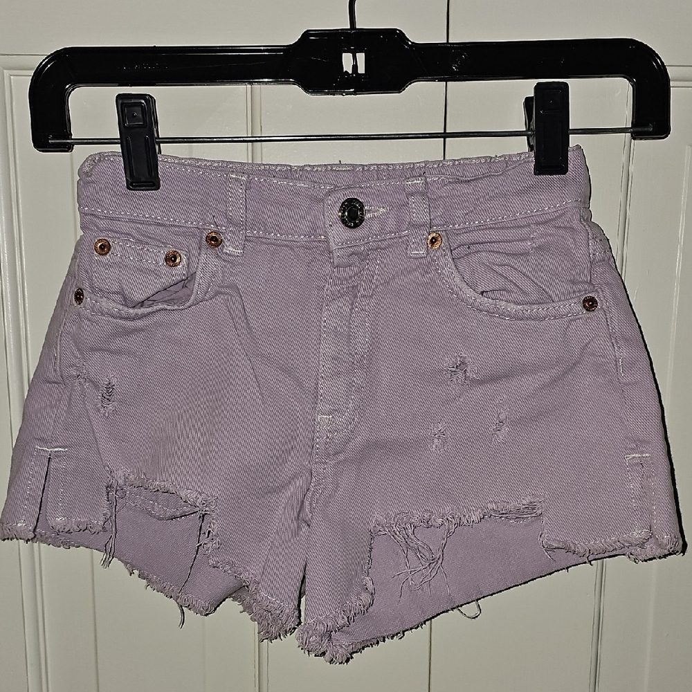 ZARA Kids. GIRLS SIZE 8. Lavender Distressed Denim Shorts